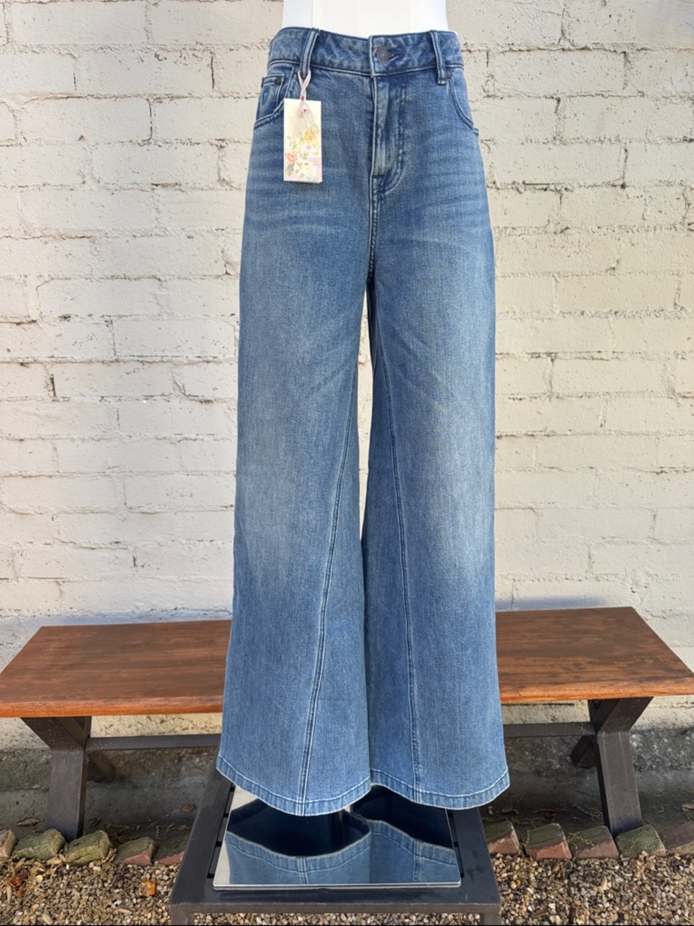 Johnny Was The Wide Leg Jean Sisa Medium Wash Embroidered Eagle Size 26 - Picture 4 of 12